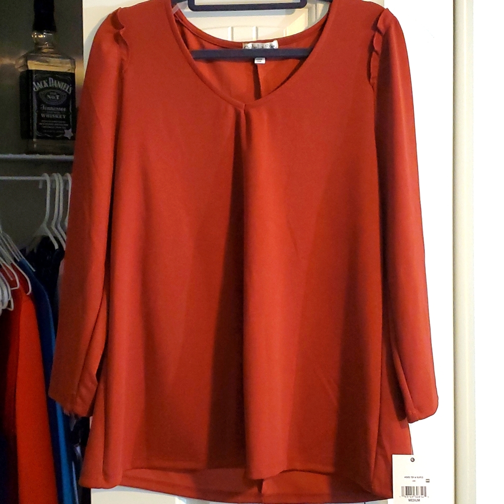 Ponte top w ruffle